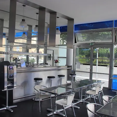 Les Thermes Aparthotel 3*