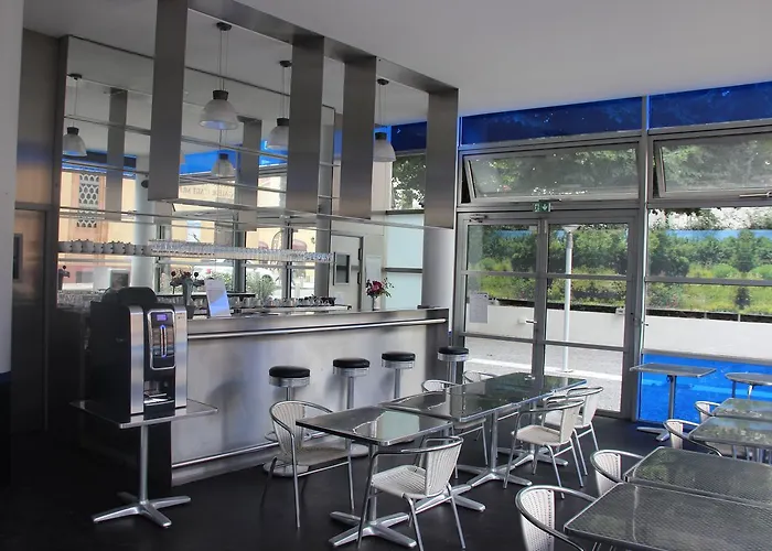 Les Thermes Aparthotel 3*